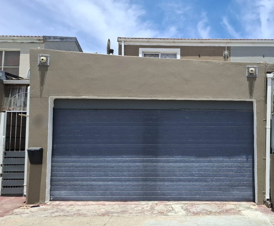 3 Bedroom Property for Sale in Rocklands Western Cape